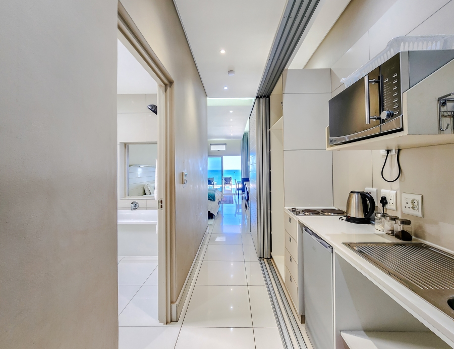 11 Bedroom Property for Sale in Camps Bay Western Cape